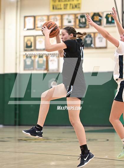Thumbnail 3 in San Juan Hills vs. Villa Park (VP/Brea Winter Classic) photogallery.