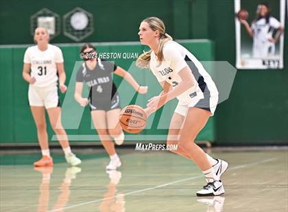 Thumbnail 3 in San Juan Hills vs. Villa Park (VP/Brea Winter Classic) photogallery.
