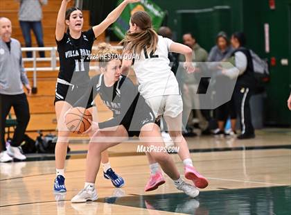 Thumbnail 2 in San Juan Hills vs. Villa Park (VP/Brea Winter Classic) photogallery.