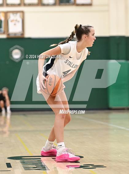 Thumbnail 1 in San Juan Hills vs. Villa Park (VP/Brea Winter Classic) photogallery.