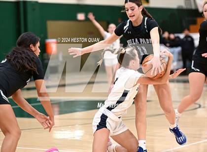 Thumbnail 3 in San Juan Hills vs. Villa Park (VP/Brea Winter Classic) photogallery.