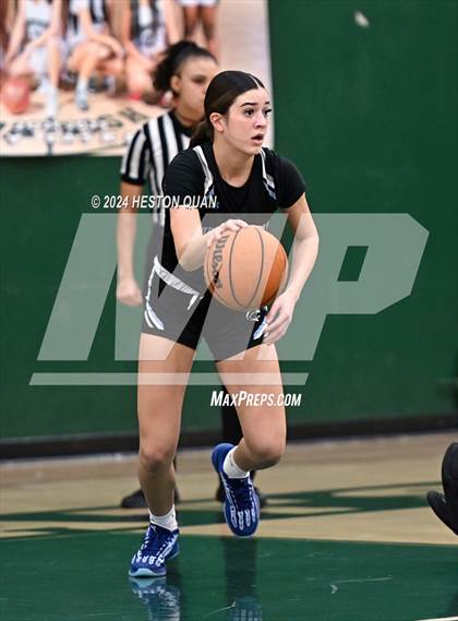 Thumbnail 1 in San Juan Hills vs. Villa Park (VP/Brea Winter Classic) photogallery.
