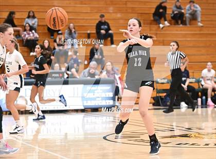 Thumbnail 2 in San Juan Hills vs. Villa Park (VP/Brea Winter Classic) photogallery.