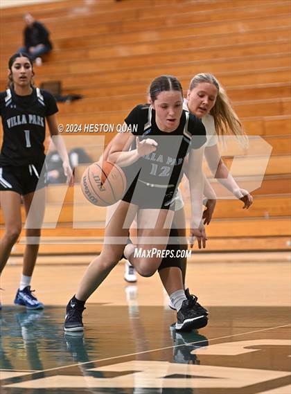 Thumbnail 1 in San Juan Hills vs. Villa Park (VP/Brea Winter Classic) photogallery.