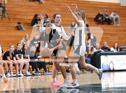 Thumbnail 3 in San Juan Hills vs. Villa Park (VP/Brea Winter Classic) photogallery.