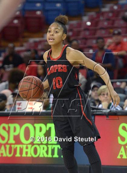 Thumbnail 2 in Antelope Valley vs. Cardinal Newman (CIF State D4 Final) photogallery.
