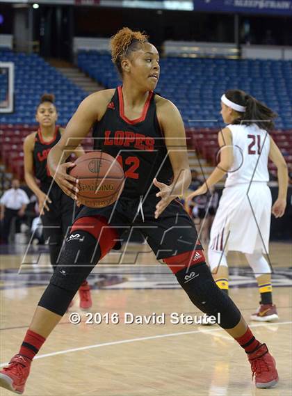 Thumbnail 1 in Antelope Valley vs. Cardinal Newman (CIF State D4 Final) photogallery.