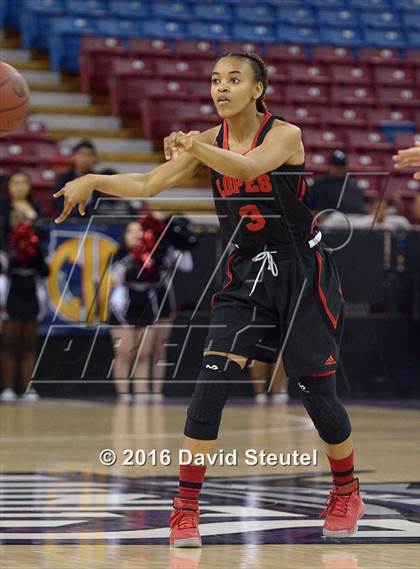 Thumbnail 1 in Antelope Valley vs. Cardinal Newman (CIF State D4 Final) photogallery.