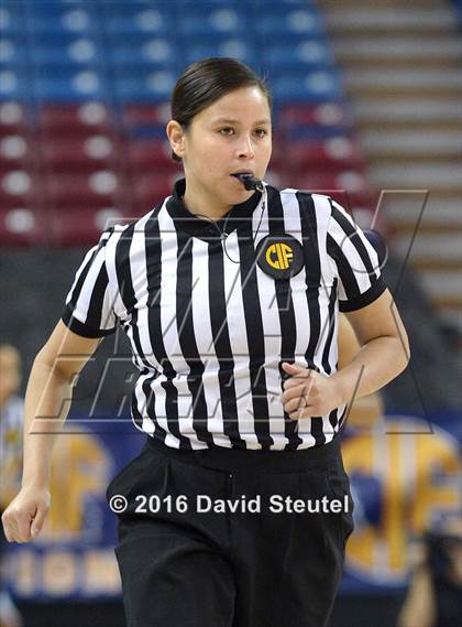 Thumbnail 3 in Antelope Valley vs. Cardinal Newman (CIF State D4 Final) photogallery.