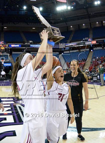 Thumbnail 1 in Antelope Valley vs. Cardinal Newman (CIF State D4 Final) photogallery.