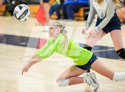 Thumbnail 3 in ThunderRidge @ Columbine photogallery.