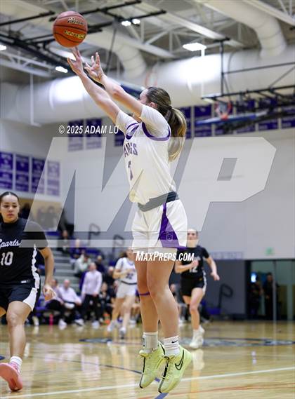 Thumbnail 2 in Lake Washington vs. Sumner photogallery.