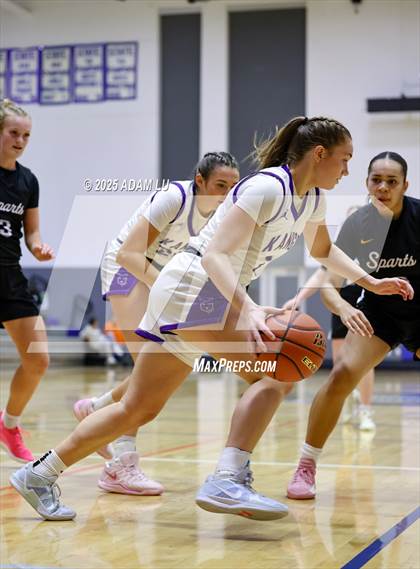 Thumbnail 3 in Lake Washington vs. Sumner photogallery.