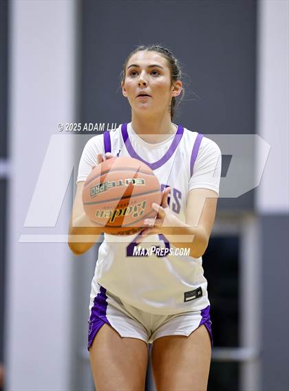Thumbnail 3 in Lake Washington vs. Sumner photogallery.