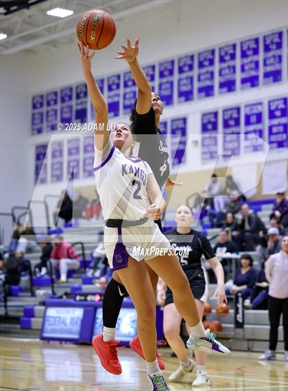 Thumbnail 3 in Lake Washington vs. Sumner photogallery.