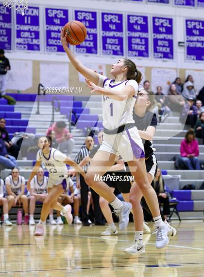 Thumbnail 2 in Lake Washington vs. Sumner photogallery.