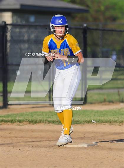 Thumbnail 3 in Martensdale-St. Mary's vs Independence (Rick Doran Classic) photogallery.