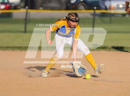 Thumbnail 2 in Martensdale-St. Mary's vs Independence (Rick Doran Classic) photogallery.