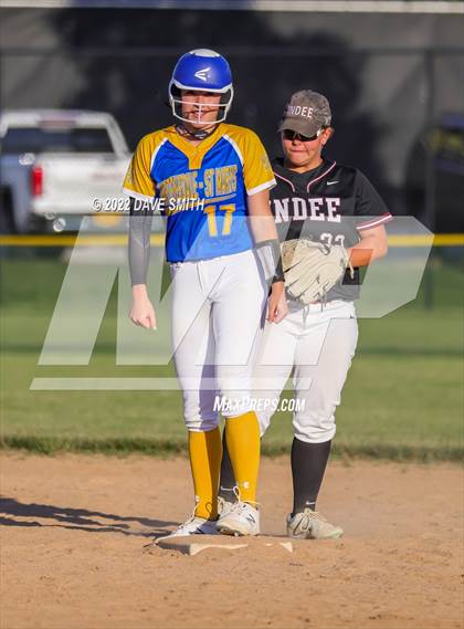 Thumbnail 3 in Martensdale-St. Mary's vs Independence (Rick Doran Classic) photogallery.