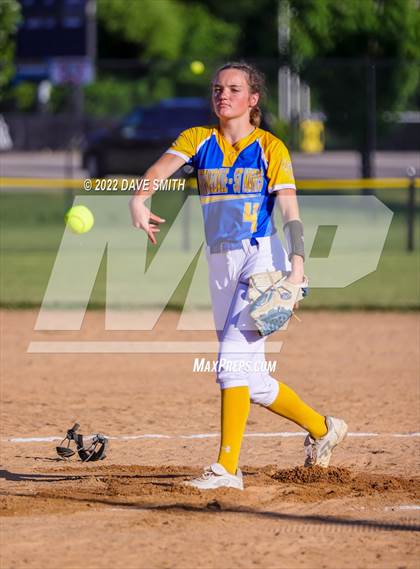 Thumbnail 3 in Martensdale-St. Mary's vs Independence (Rick Doran Classic) photogallery.