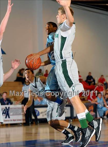 Thumbnail 1 in Santa Ana Valley vs Ponderosa (MaxPreps Holiday Classic) photogallery.