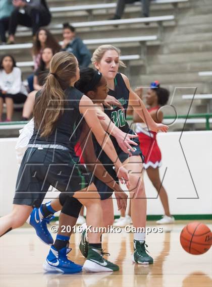Thumbnail 1 in Duncanville vs. Carroll  photogallery.