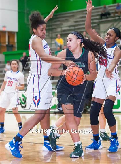 Thumbnail 1 in Duncanville vs. Carroll  photogallery.