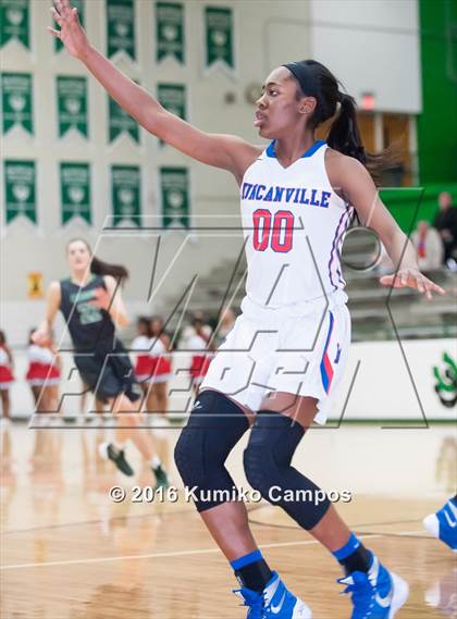 Thumbnail 2 in Duncanville vs. Carroll  photogallery.