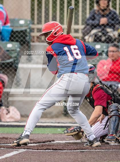 Thumbnail 1 in Great Oak @ JSerra Catholic photogallery.