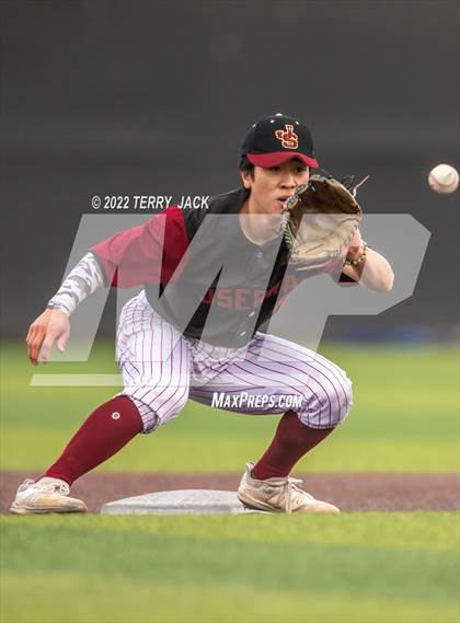 Thumbnail 2 in Great Oak @ JSerra Catholic photogallery.