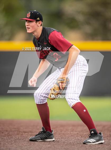 Thumbnail 1 in Great Oak @ JSerra Catholic photogallery.