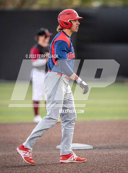 Thumbnail 1 in Great Oak @ JSerra Catholic photogallery.