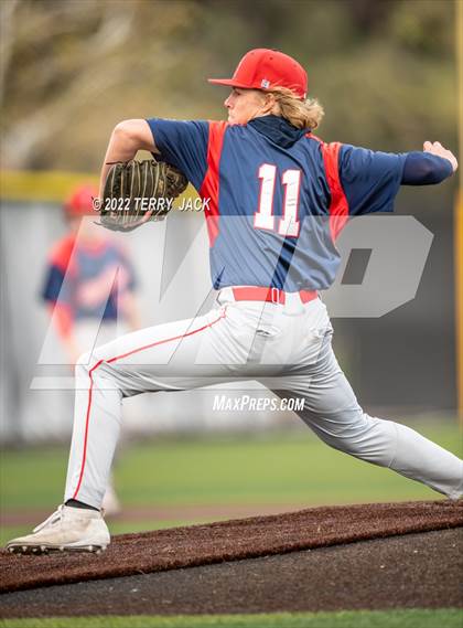 Thumbnail 1 in Great Oak @ JSerra Catholic photogallery.