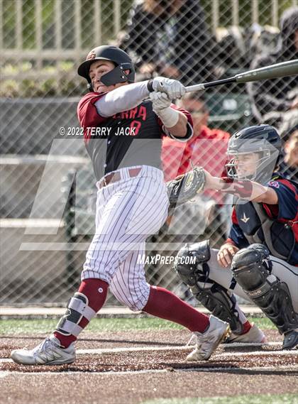 Thumbnail 2 in Great Oak @ JSerra Catholic photogallery.