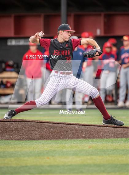 Thumbnail 2 in Great Oak @ JSerra Catholic photogallery.