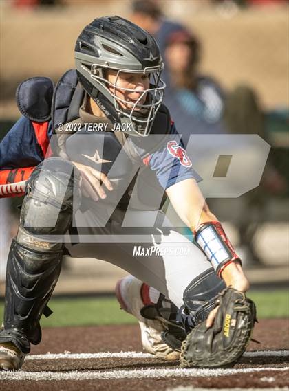 Thumbnail 2 in Great Oak @ JSerra Catholic photogallery.
