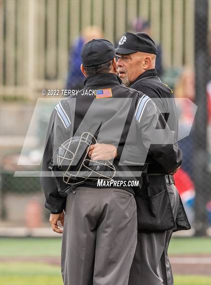 Thumbnail 3 in Great Oak @ JSerra Catholic photogallery.