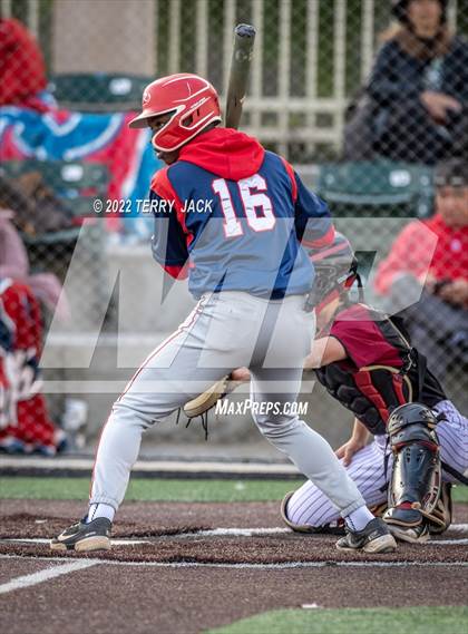 Thumbnail 1 in Great Oak @ JSerra Catholic photogallery.