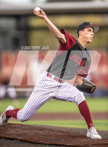 Thumbnail 1 in Great Oak @ JSerra Catholic photogallery.
