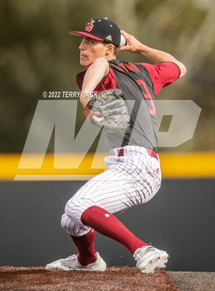 Thumbnail 3 in Great Oak @ JSerra Catholic photogallery.