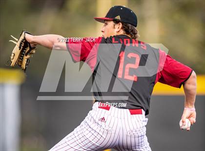 Thumbnail 2 in Great Oak @ JSerra Catholic photogallery.