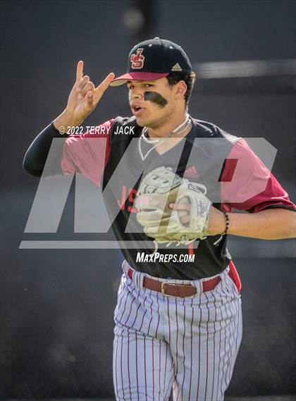 Thumbnail 1 in Great Oak @ JSerra Catholic photogallery.