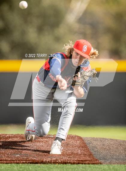 Thumbnail 3 in Great Oak @ JSerra Catholic photogallery.