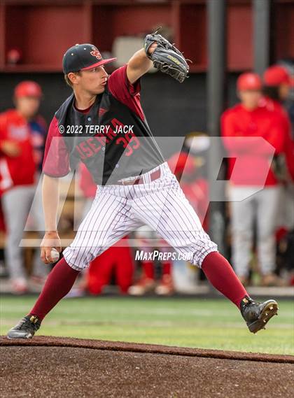 Thumbnail 2 in Great Oak @ JSerra Catholic photogallery.