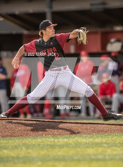 Thumbnail 2 in Great Oak @ JSerra Catholic photogallery.