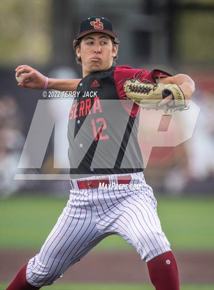Thumbnail 1 in Great Oak @ JSerra Catholic photogallery.