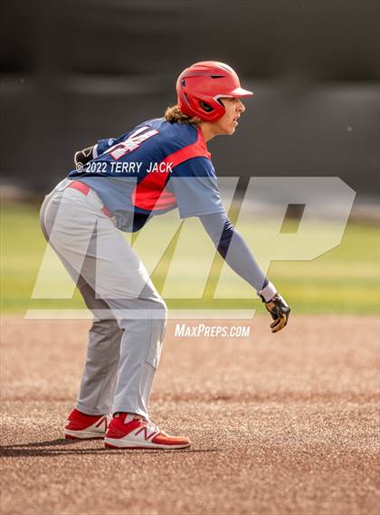 Thumbnail 2 in Great Oak @ JSerra Catholic photogallery.