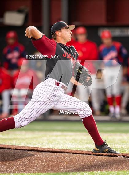 Thumbnail 2 in Great Oak @ JSerra Catholic photogallery.