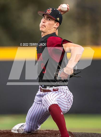 Thumbnail 2 in Great Oak @ JSerra Catholic photogallery.