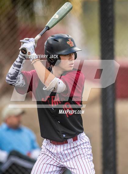 Thumbnail 2 in Great Oak @ JSerra Catholic photogallery.